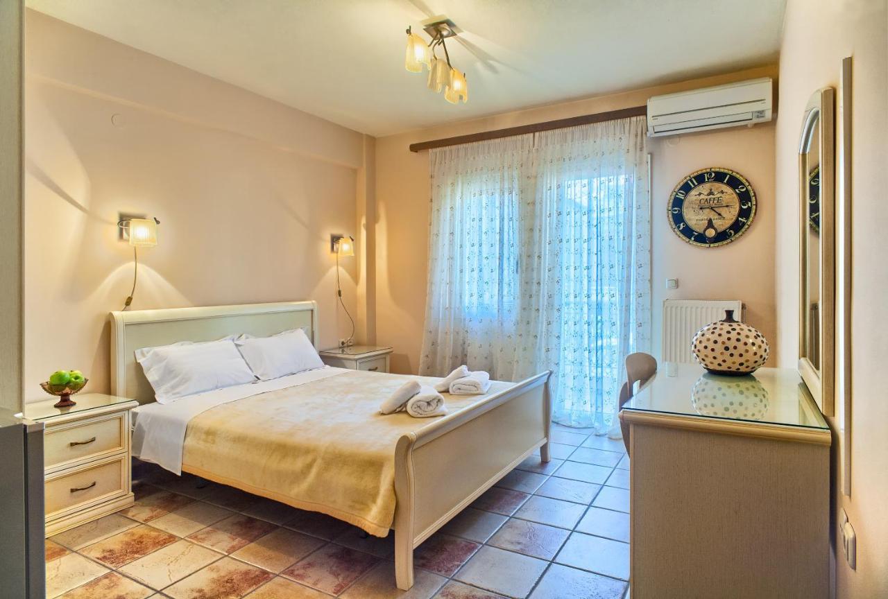 Avli Rooms Ioannina Buitenkant foto