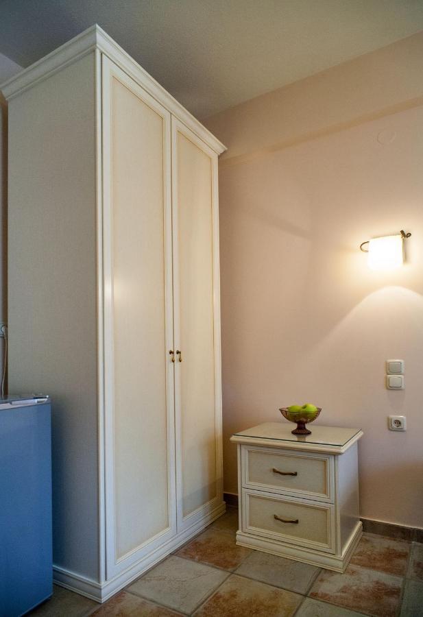 Avli Rooms Ioannina Buitenkant foto